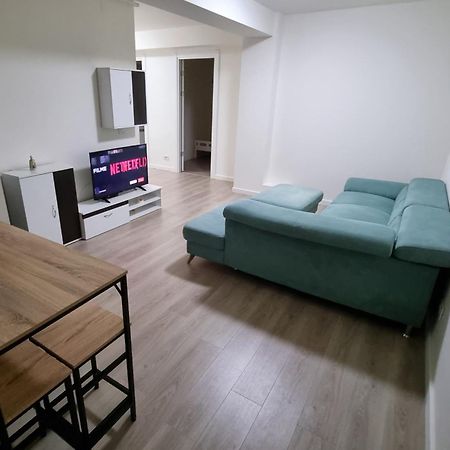 Apartament Cwa 1 Aeroport Otopeni Εξωτερικό φωτογραφία